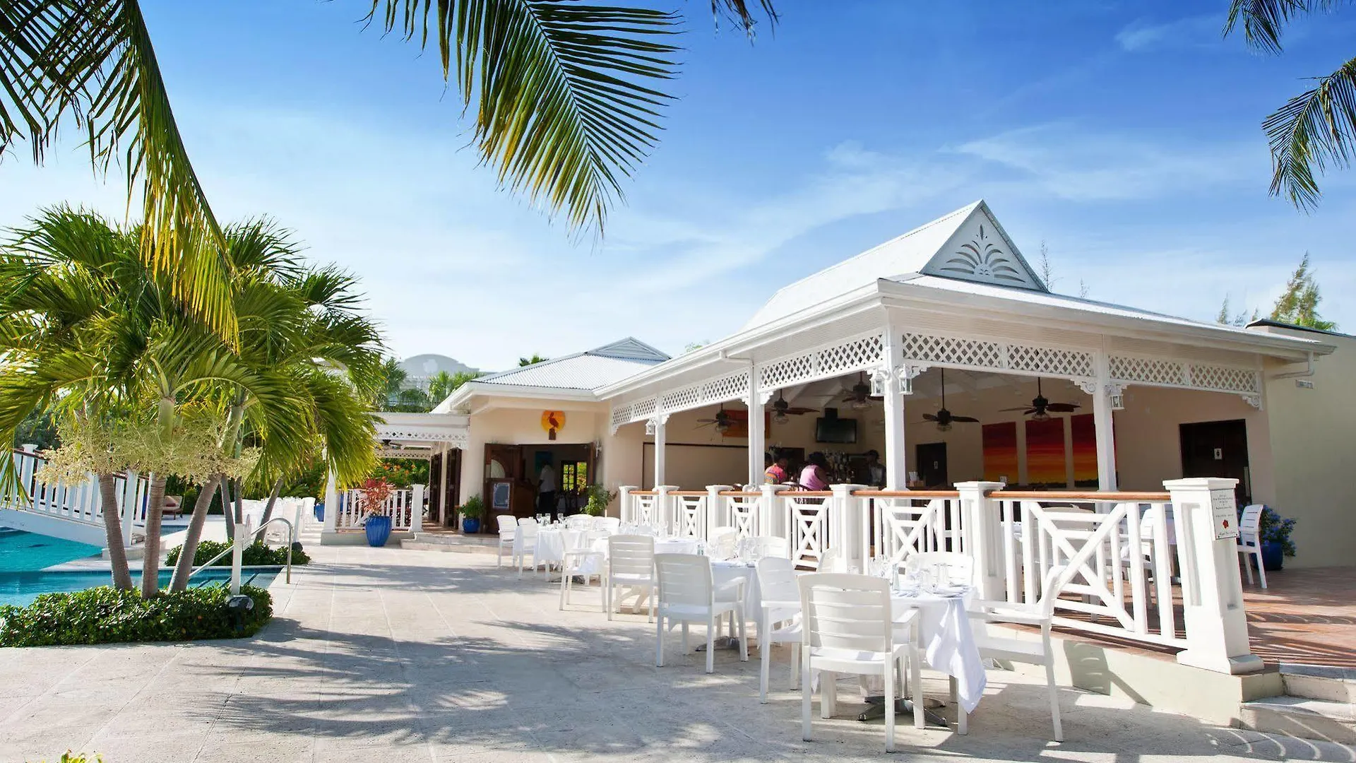 Royal West Indies Grace Bay Resort