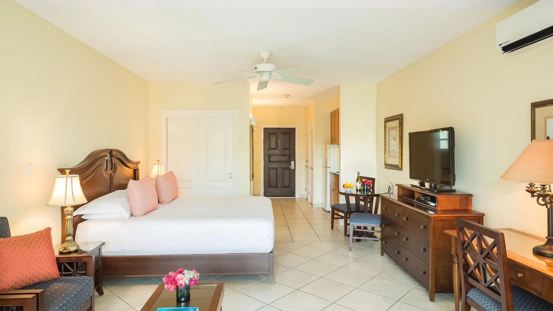 Royal West Indies Grace Bay 4*,  Turks And Caicos Islands