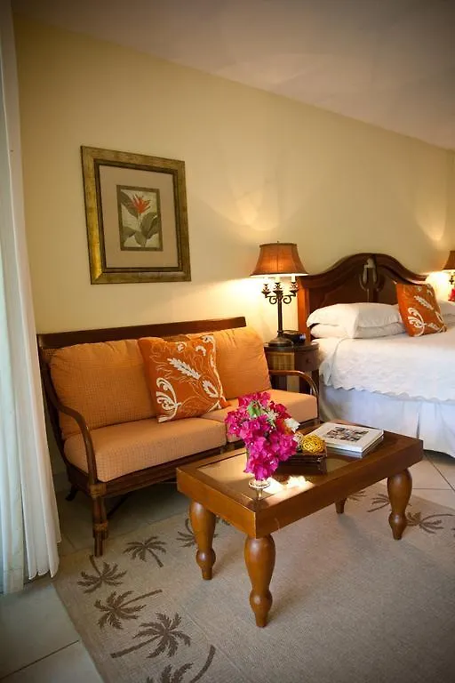 Royal West Indies Grace Bay Resort